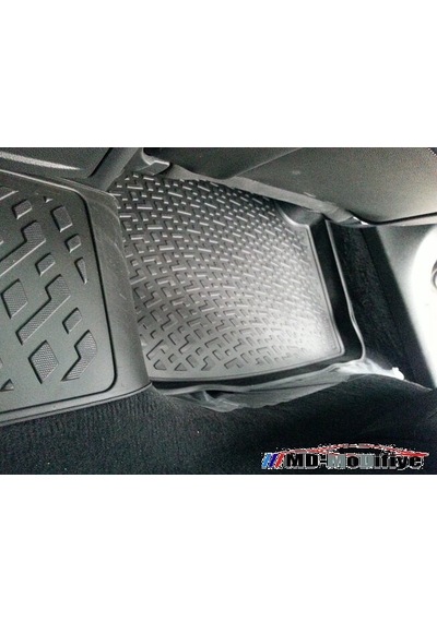 Volkswagen Passat B8 Paspas. B8 Havuzlu Ithal 3D Paspas 2015-