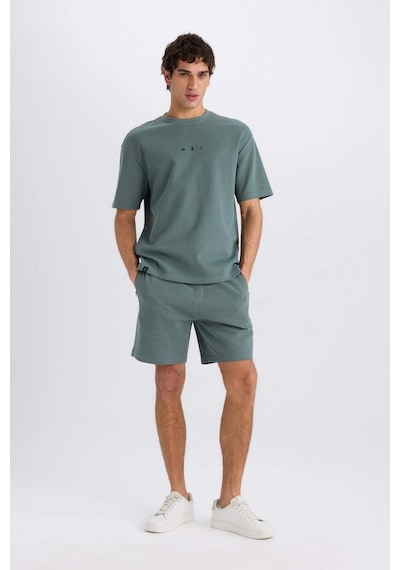 DeFacto Regular Fit Düz Paça Cepli Basic Düz Şort B8792AX25SMGN1019