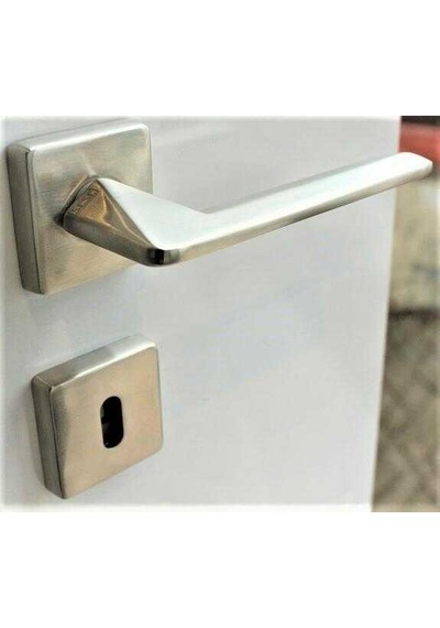 Sese Eliz Modeli Rozetli Oda Kapı Kolu Inox Renk 200-201r-01-53