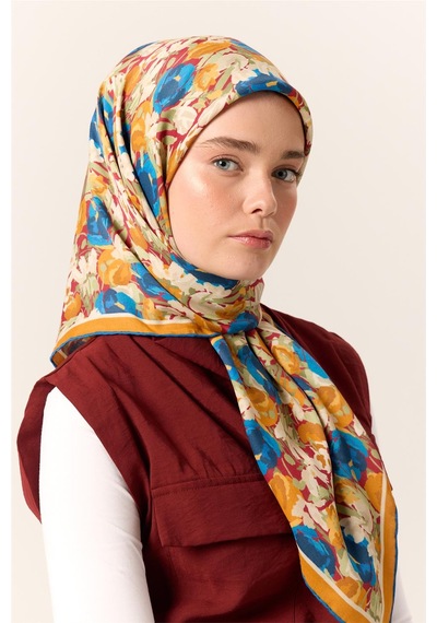 Silk Home Organik Pamuk İpek Eşarp Çilek Kırmızısı Gök Mavi Çiçek Desenli Tok Duruşlu 90x90 Çok Renkli
