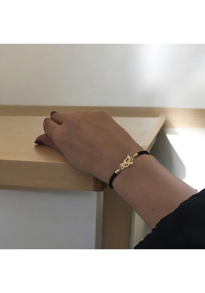 Archin O Harfine Özel Siyah İpek Örgülü 14 Ayar Altın Plakalı Kuş Motifli Hediye Bileklik-360harf O Archin O Harfine Özel Siyah İpek Örgülü 14 Ayar Altın Plakalı Kuş Motifli Hediye Bileklik-360harf O