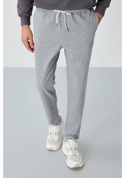 TOMMYLIFE Gri Melanj Yüzeyi Dokulu Standart Fit Erkek Eşofman Alt - 82155 GB MELANJ