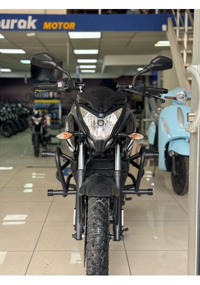 Bajaj Pulsar Ns 200 Özel Üretim Ön Koruma Demiri 3 Takozlu Siyah