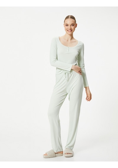 Koton Pijama Üstü Uzun Kollu Yuvarlak Yaka Modal Karışımlı Yeşil 4slk40121mk 4SLK40121MK756 Yeşil Koton Pijama Üstü Uzun Kollu Yuvarlak Yaka Modal Karışımlı Yeşil 4slk40121mk 4SLK40121MK756 Yeşil