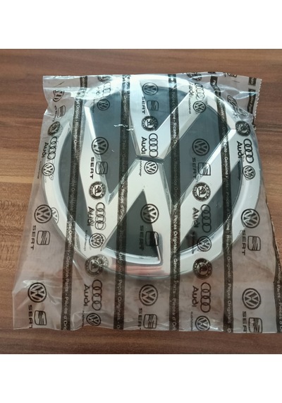 Volkswagen Golf 7.5 Ön Panjur Arma Logo 2019 - 2021 Modeller Aras