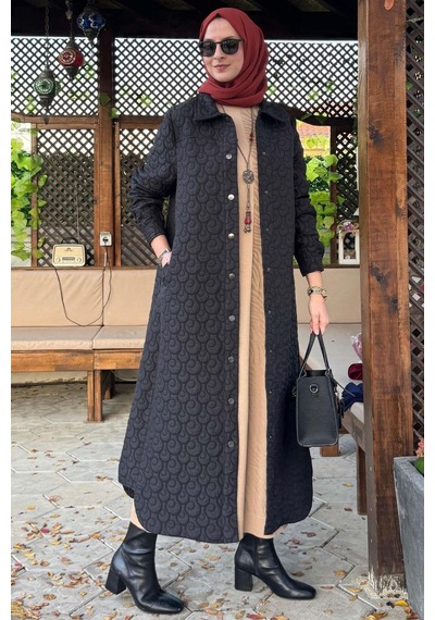 Rabia Şamlı Kapitone Kap Siyah Çok Renkli