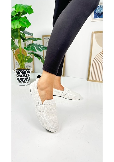 Günlük Kadın Loafer Peluş Astarlı Oval Burunlu Alçak Desenli Tabanlı Ayakkabı 375 Beyaz