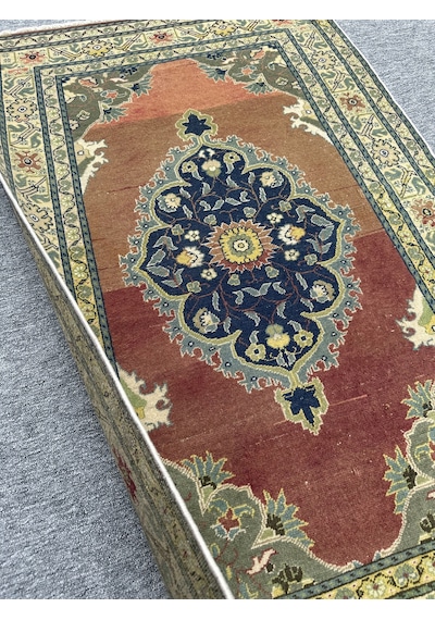 El Dokuma Bünyan Halısı 94x158 Eskitme Vintage Yeşil Kiremit Halı Yeşil