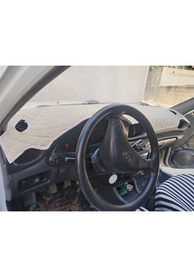 Kapitone Deri Kumaş Hyunda Accent Torpido Koruma Örtüsü 1 Adet