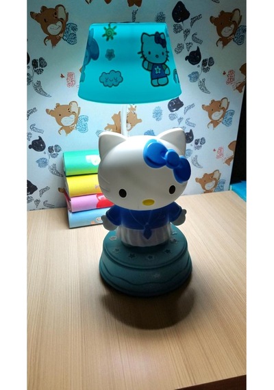 Hello Kitty Masa Üzeri Gece Lambası Boyut 25 Cm Mavi Renk Çok Renkli
