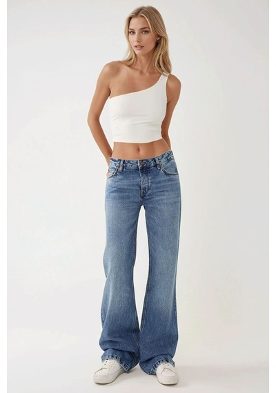 Hiccup Asimetrik Yaka Soft Crop Top Beyaz