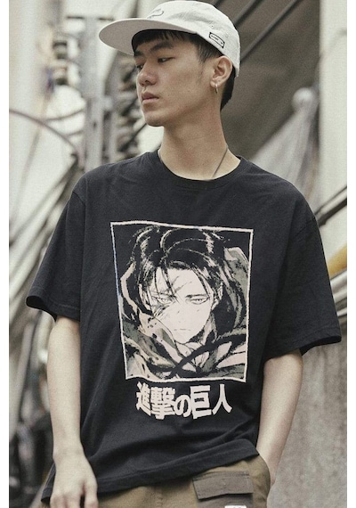 Noıssey Wed Hunors Sportswear & Company Siyah Renk Attack On Titan Levi Ackerman Unisex Anime T-shirt