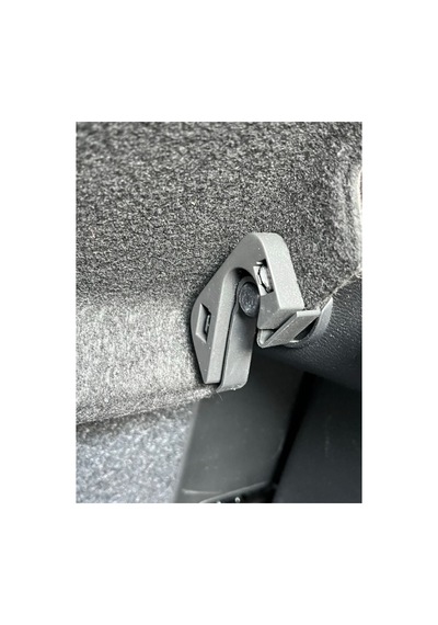 2018-2026 Volvo Xc40 Arka Raf Menteşe Mili Arka Plaj/plej Tutucu Aksı
