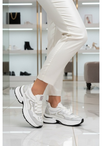 Guja Beyaz Anorak Hafif Taşlı Kadın Casual Ayakkabı 26y303 G