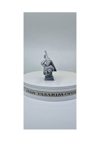 Gust Berserk Büst Figür 15 Cm Guts Berserk Büst Figür