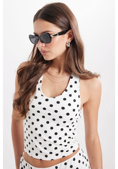 Tudors Kadın Standart Fit Normal Kesim Halter Yaka Kolsuz Puantiyeli Beyaz Bluz-50986