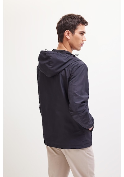 DeFacto Su İtici Slim Fit Dar Kesim Kapüşonlu Fermuarlı Mevsimlik Baharlık Mont C5821AX25SPBK27 DeFacto Su İtici Slim Fit Dar Kesim Kapüşonlu Fermuarlı Mevsimlik Baharlık Mont C5821AX25SPBK27