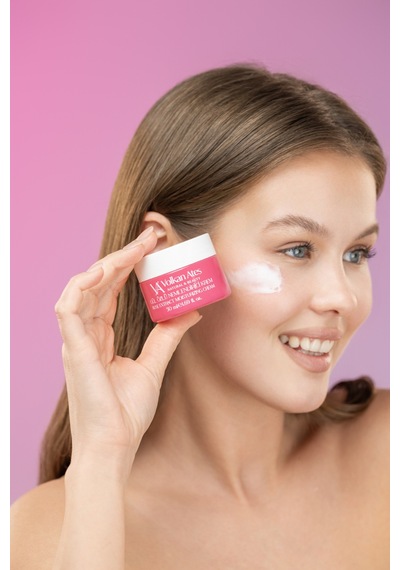 Volkan Ates Natural & Beauty Gül Özlü Nemlendirici Krem Cam Kavanoz 50 Ml