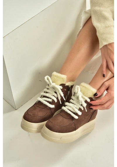 Fox Shoes V367343402 Kahverengi Süet İçi Tüylü Kalın Tabanlı Kadın Bot Kahverengi