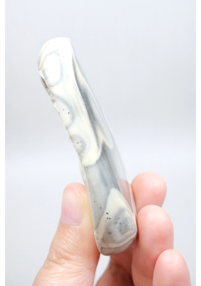 Toz Gri Merlinit Serbest Form Numune - Dumlu Gri Ve Krem Dendritik Opal