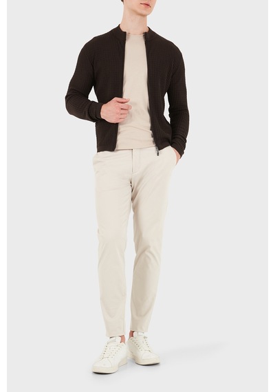 Emporio Armani Logolu % 100 Yün Regular Fit Bisiklet Yaka Hırka Erkek Hırka Em006315 Af27831 F6017 Koyu Kahve Koyu Kahverengi Emporio Armani Logolu % 100 Yün Regular Fit Bisiklet Yaka Hırka Erkek Hırka Em006315 Af27831 F6017 Koyu Kahve Koyu Kahverengi