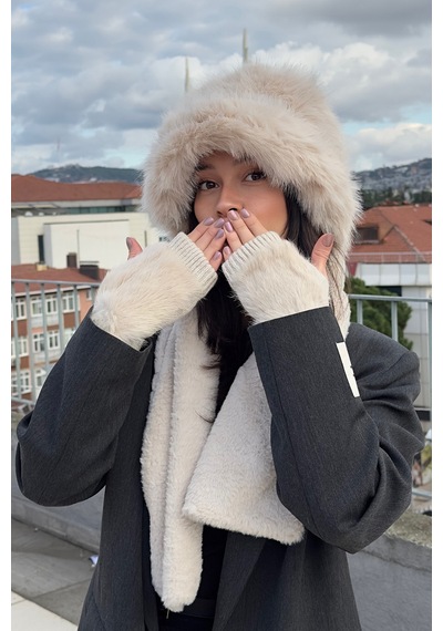 Mollycrush Peluş Bucket Kalpak Atkı Eldiven 3'lü Set Kadın Kışlık Suni Kürk Bej 3'lü Takım Bej
