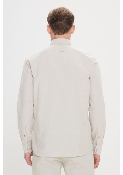 Erkek Bej Slim Fit Dar Kesim Düğmeli Yaka Pamuklu Oxford Gömlek Bej