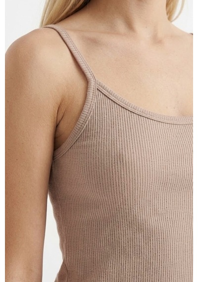 Cottonill Premium - Neat Collection Bej Rib Dokulu İnce Askılı Modal Viskon Şortlu Kadın Pijama Takımı