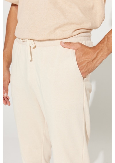 AC&Co / Altınyıldız Classics Erkek Bej Standart Fit Normal Kesim %100 Pamuk Cepli Rahat Eşofman Altı Bej AC&Co / Altınyıldız Classics Erkek Bej Standart Fit Normal Kesim %100 Pamuk Cepli Rahat Eşofman Altı Bej