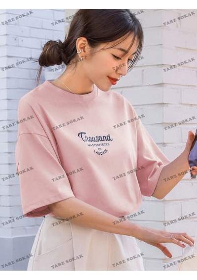Flood Of Style Unisex Bay Harfli Grafik Düşük Omuzlu Tişört Kod-1386 Pembe