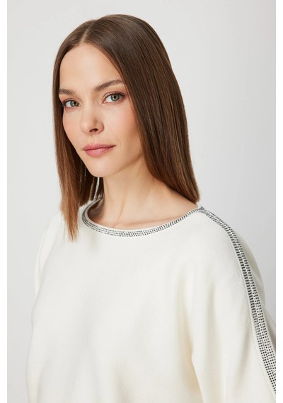 On Fashion Kadın Yakası Ve Kolları Taşlı Ekru Yarım Kol Kazak 65421 Ekru