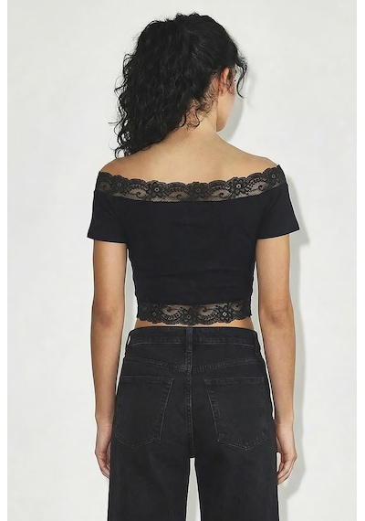 Shade Kadın Madonna Yaka Dantel Detaylı Soft Touch Crop Bluz 0992 60286052 - Siyah