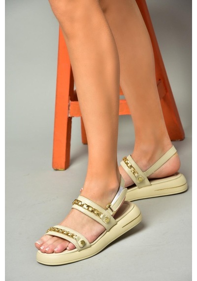 Fox Shoes S518105609 Bej Gold Zincir Detaylı Kadın Sandalet Bej