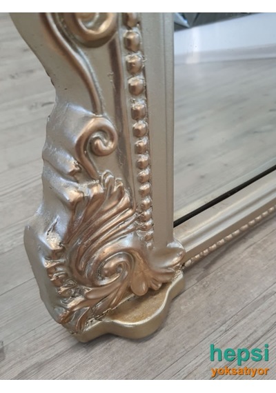Matmazel Model Platin Altın Renk Varaklı Ayaklı Boy Aynası