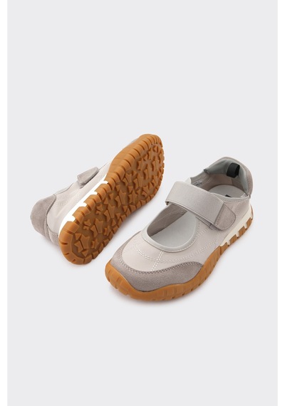Derinet Comfort Taban Cırtlı Kadın Ayakkabı Gri GRİ Derinet Comfort Taban Cırtlı Kadın Ayakkabı Gri GRİ