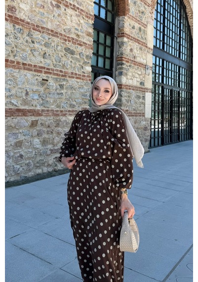 Riella Butik Ela Puantiyeli Tesettür Takım Kahverengi