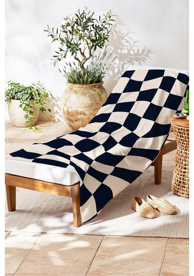 Damalı Siyah Beyaz Plaj Havlusu - Modern Geometrik Havuz Deniz Hızlı Kuruyan Mikrofiber Havlu Köpük Çayı