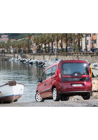 Fiat Doblo 2015-2022 Tek Kapaklı Arka Silecek Süpürgesi 40Cm