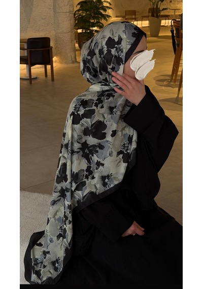 Qalortex Scarf Pamuklu Garden Desen Şal-siyah