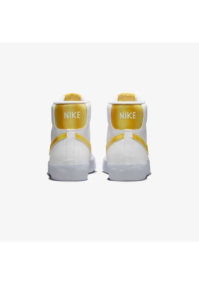 Nike Blazer Mid Fj4670-100 Kadın Spor Ayakkabısı Beyaz