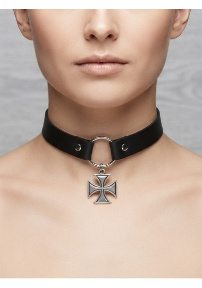 Siyah Pu Deri Haç Figürlü Choker Kolye Gümüş Renk Halka Detaylı Gotik Tarz Kadın Kolye Gtk66 Gri