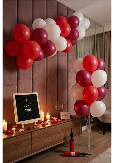 Sevgililer Günü Yıl Dönümü Süsleme Deluxe Set Siyah Keçe Yazı Panosu Standlı Balon Zincirli 7li Şeffaf Balon Standlı Set Kırmızı