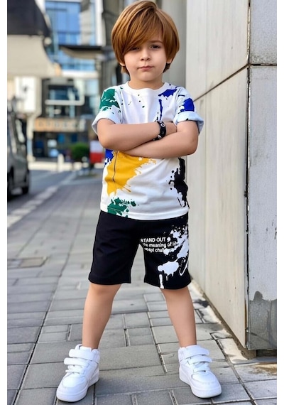 Riccotarz Erkek Çocuk Bisiklet Yaka Üzeri Renki Boya Desenli T-shirt Beli Lastikli Siyah Şortlu Takım Siyah