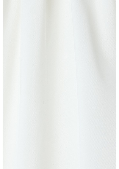 Sateen Yakası Aksesuarlı Kolsuz Bluz - Ekru-137439
