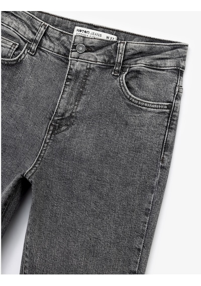 Koton Pamuklu Normal Bel Dar Kesim İspanyol Paça Jean Pantolon - Flare Jeans Gri 7wal40019md Koton Pamuklu Normal Bel Dar Kesim İspanyol Paça Jean Pantolon - Flare Jeans Gri 7wal40019md