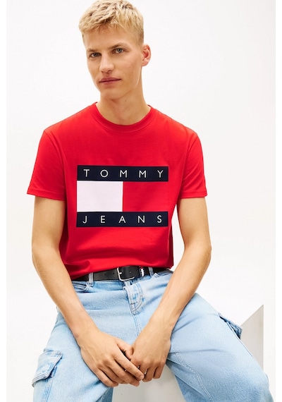 Tommy Hilfiger Tjm Normal Kesim Büyük Bayraklı Kısa Kollu Erkek Kırmızı T-shirt Dm0dm22645xl8 Kirmizi Tommy Hilfiger Tjm Normal Kesim Büyük Bayraklı Kısa Kollu Erkek Kırmızı T-shirt Dm0dm22645xl8 Kirmizi