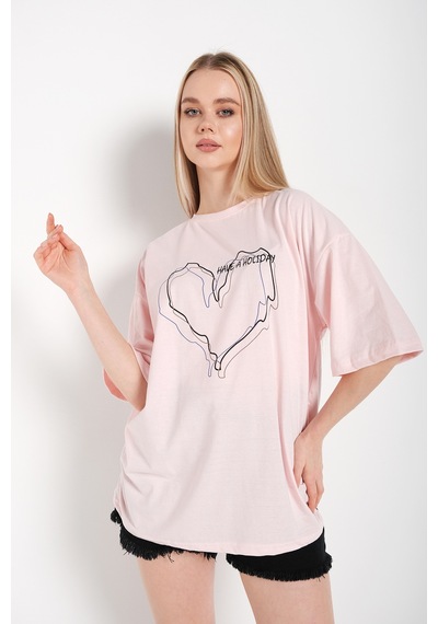 Flood Of Style Kadın Çizgili Figür Kalp Pudra Pembe T-shirt Have A Holiday Baskılı