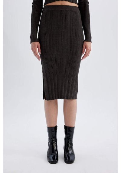Defacto Coool Slim Fit Dar Kesim Basic Düz Yırtmaçlı Triko Midi Etek A2058AX24AUAR227 Antrasit