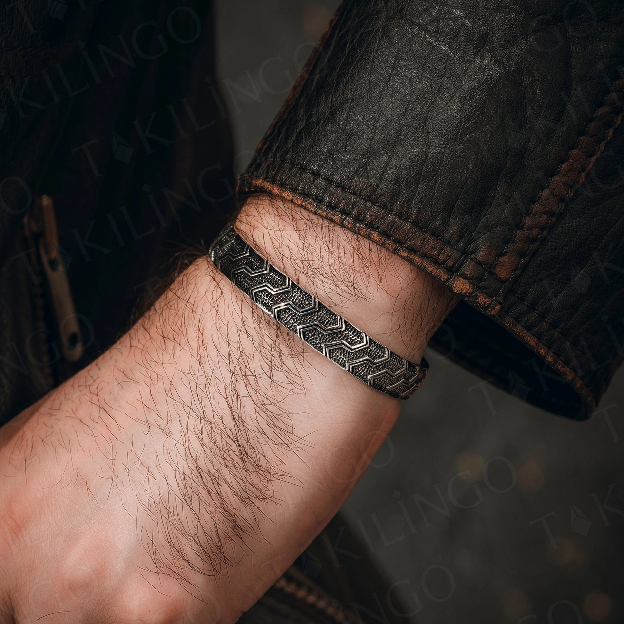 925 Ayar Gümüş Etnik Desenli Vintage Model Açık Cuff Erkek Bileklik Gümüş