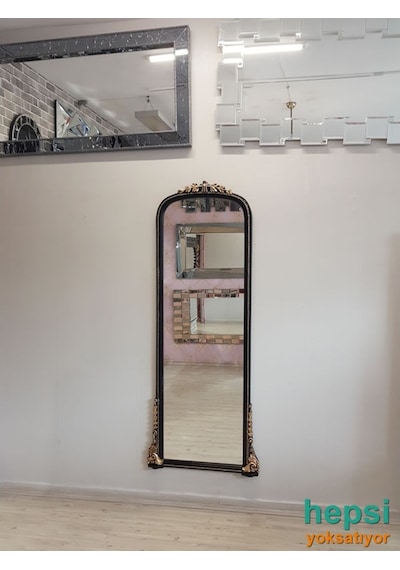 Matmazel Model Varaklı Boy Aynası Siyah Altın Siyah